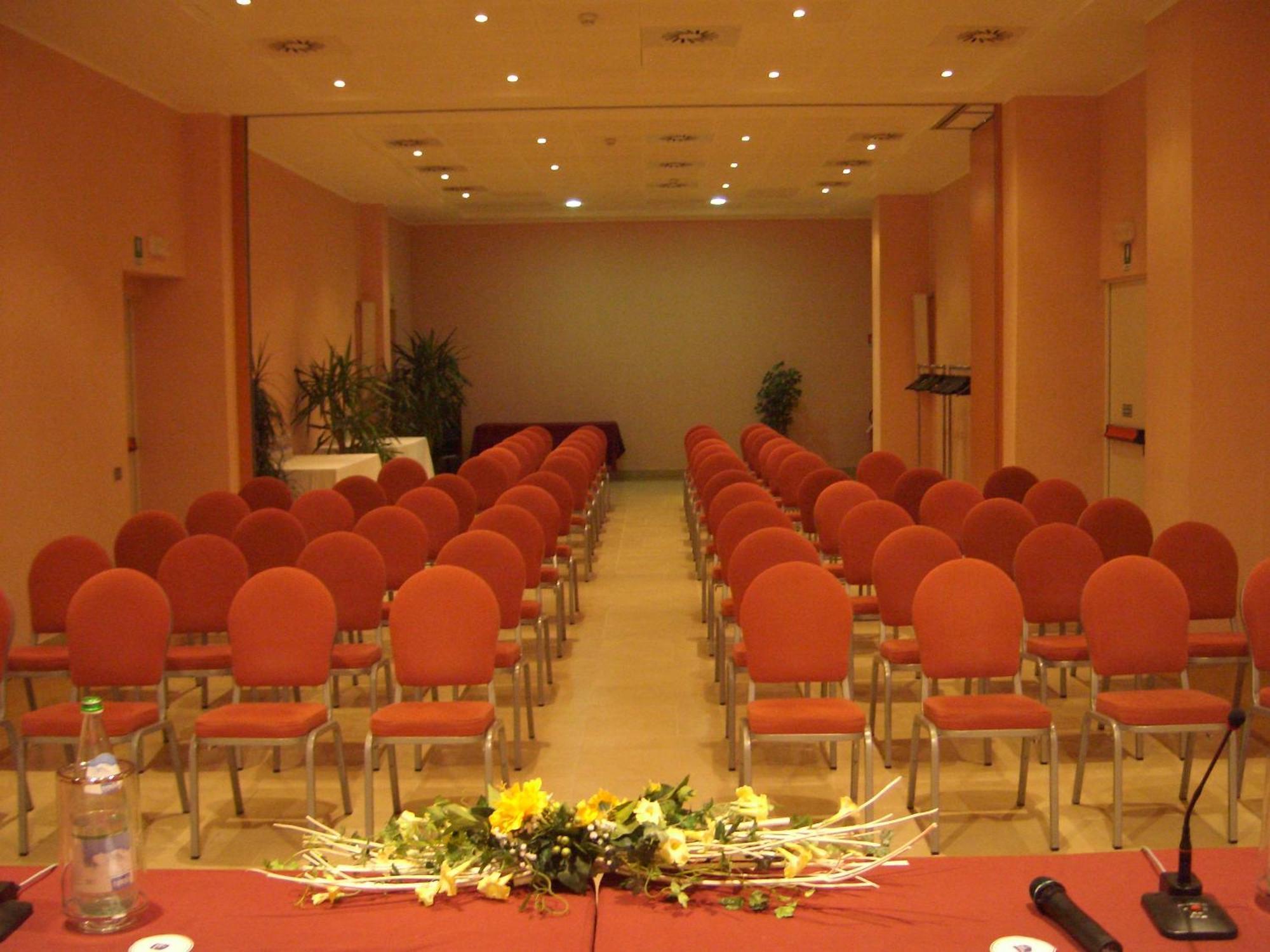 Hotel Langhe & Monferrato Костилиоле ди Асти Екстериор снимка