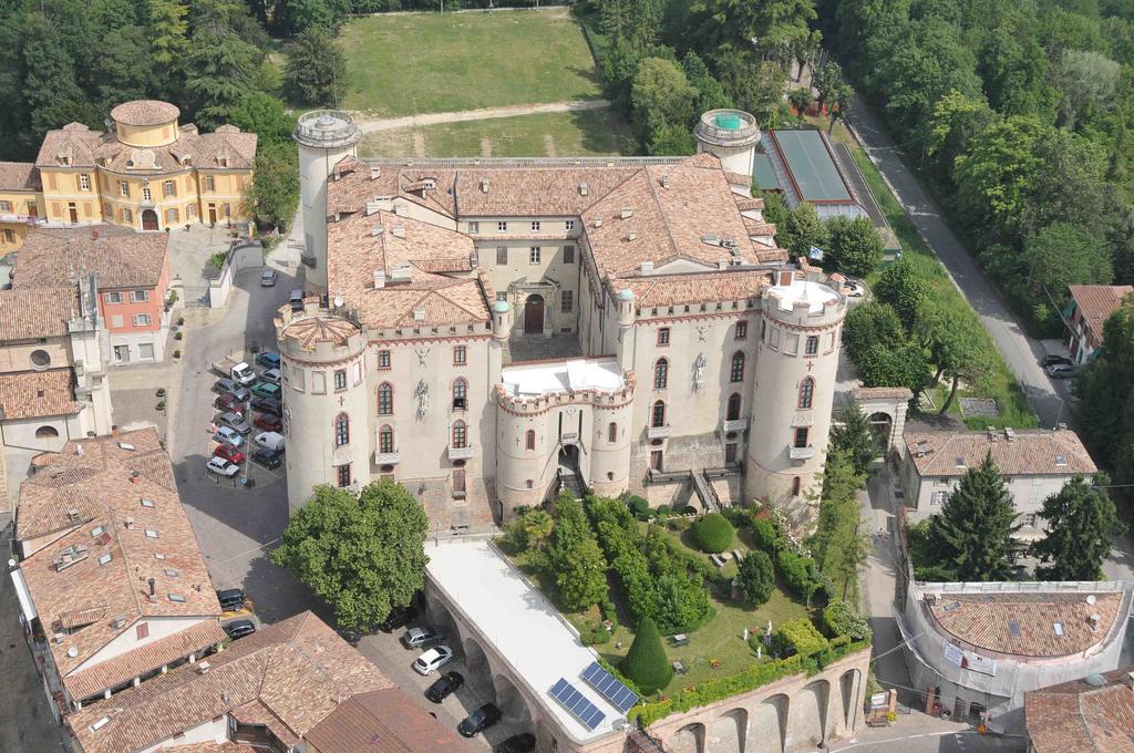 Hotel Langhe & Monferrato Костилиоле ди Асти Екстериор снимка