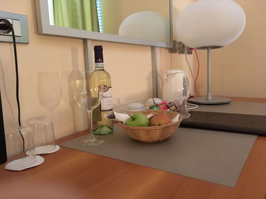 Hotel Langhe & Monferrato Костилиоле ди Асти Екстериор снимка