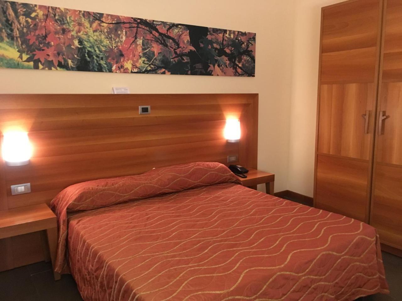 Hotel Langhe & Monferrato Костилиоле ди Асти Екстериор снимка